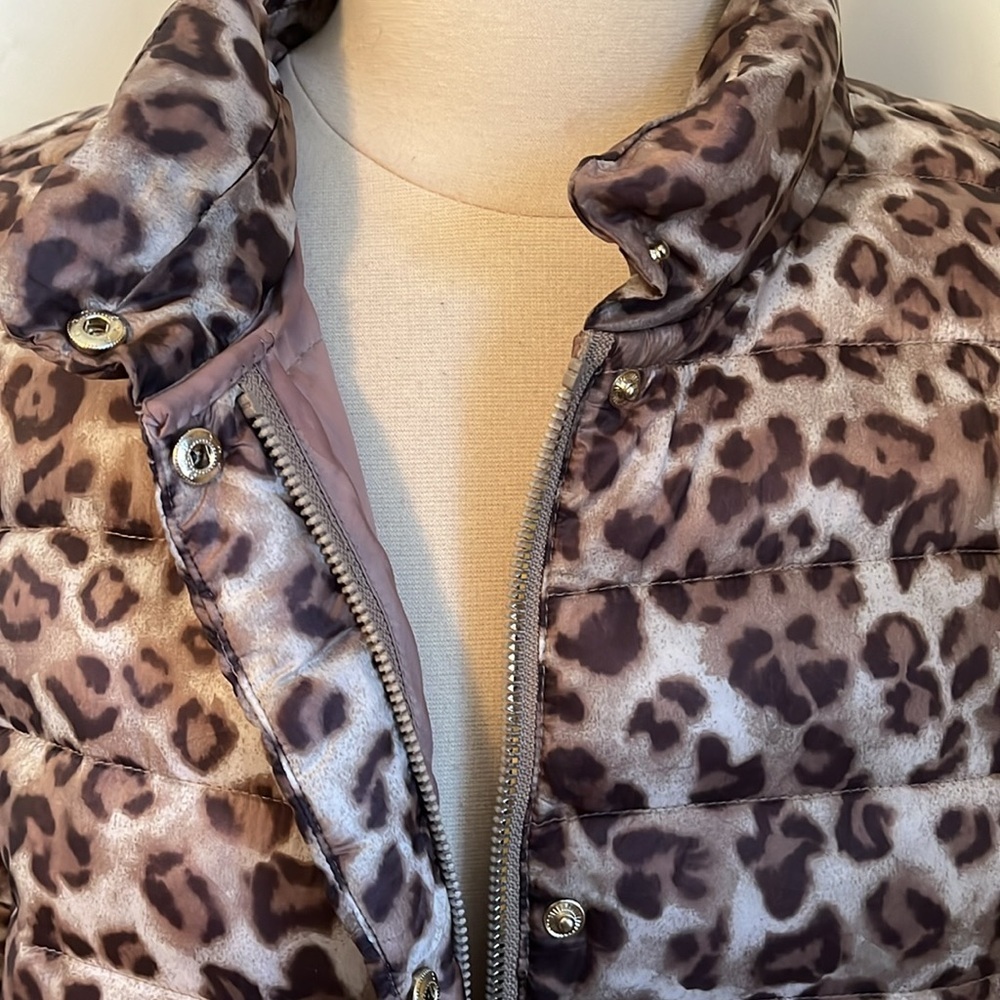 Bernardo Packable Puffer Brown & Cream Leopard Print Jacket lightweight Size  M - Picture 10 of 16